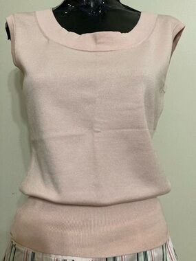 Sleeveless Light Pink Knit Tank Top
Item# SSswt3